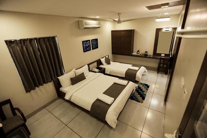 Sree Sakthi Residency Hotel Канчипурам Екстериор снимка