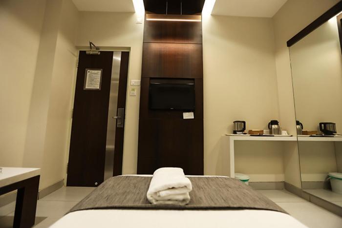 Sree Sakthi Residency Hotel Канчипурам Екстериор снимка