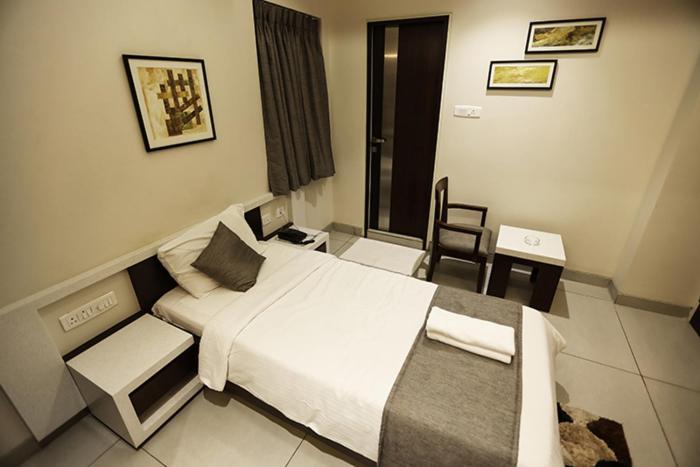 Sree Sakthi Residency Hotel Канчипурам Екстериор снимка